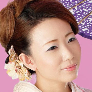 山本谣子山本謡子